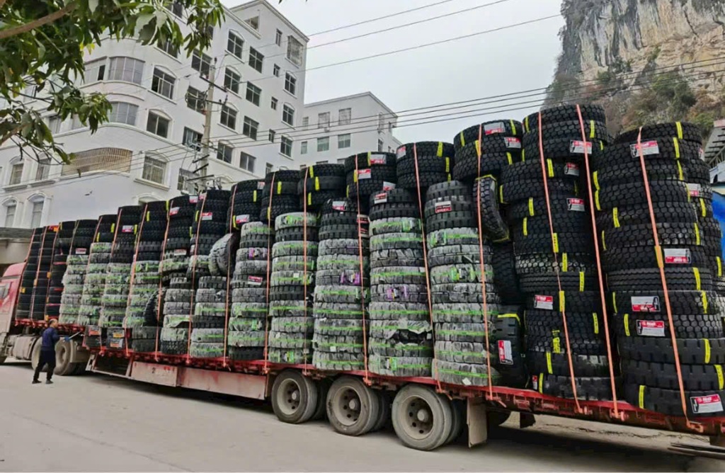 ĐỊA CHỈ LỐP Ô TÔ UY TÍN VÀ GIÁ TỐT ĐÀ NẴNG 2025 4 Tổng kho lốp ô tô uy tín tại Đà Nẵng
