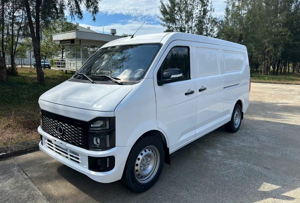 TOP 5 XE VAN ĐIỆN BÁN CHẠY NHẤT 2026: SO SÁNH CHI TIẾT 14 TOP 5 XE VAN ĐIỆN BÁN CHẠY NHẤT 2026: SO SÁNH CHI TIẾT 13